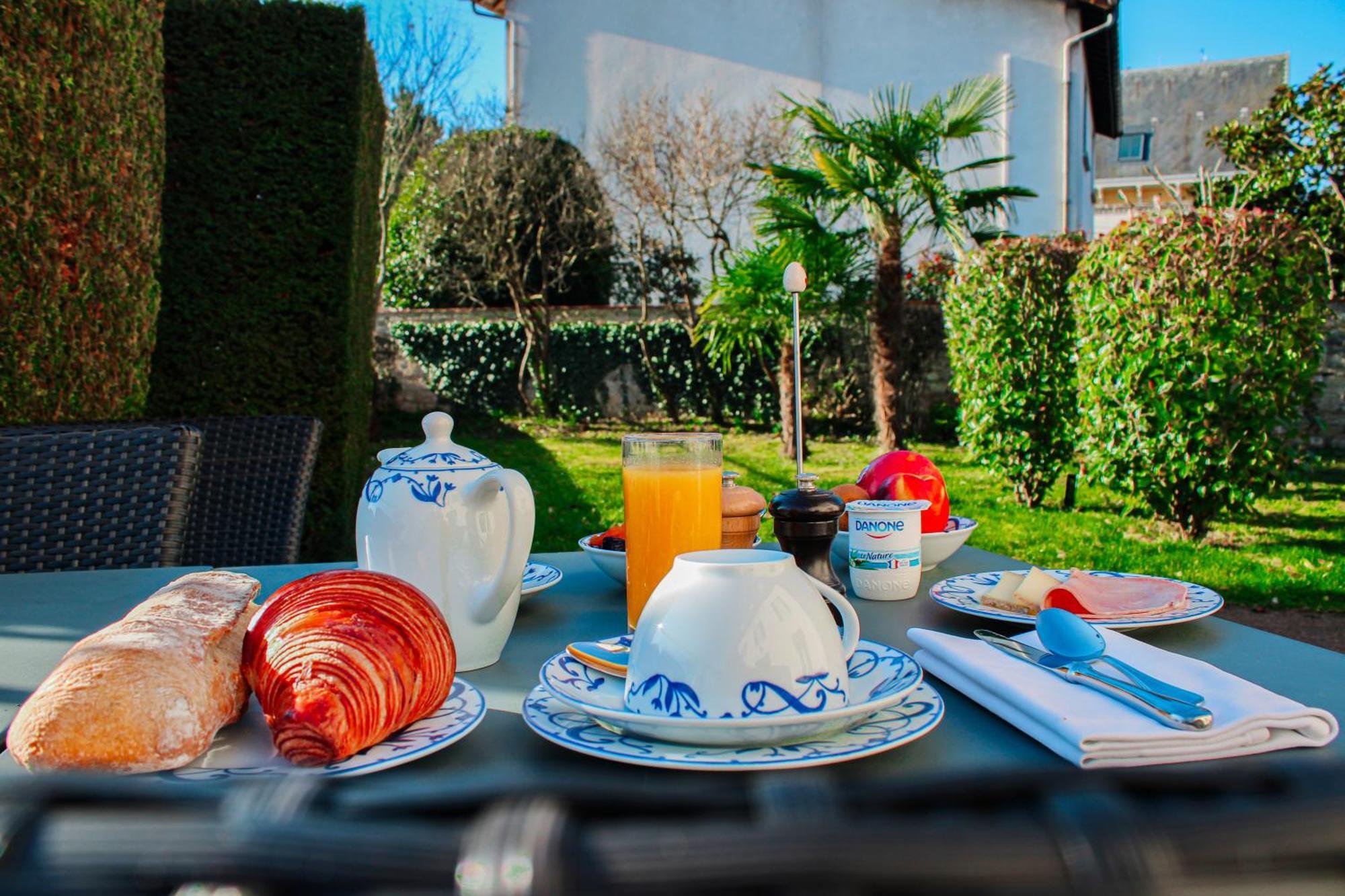 Hotel La Villa Fleurie Beaune  Eksteriør billede