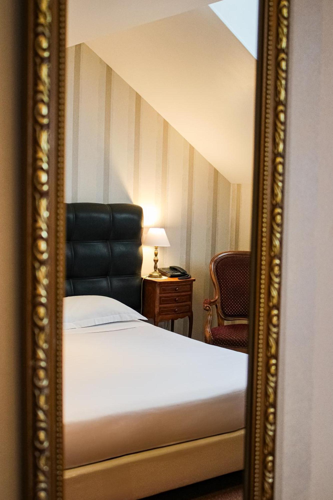 Hotel La Villa Fleurie Beaune  Eksteriør billede